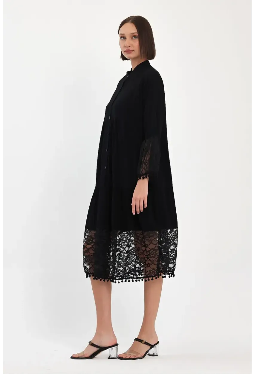 Siyah Hakim Yaka Düğmeli Tül Detaylı Viskon Elbise