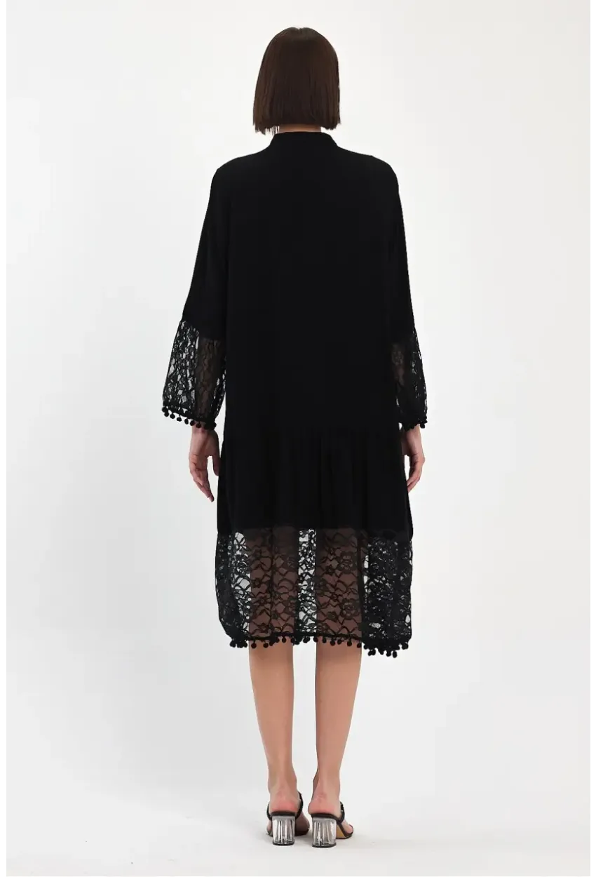 Siyah Hakim Yaka Düğmeli Tül Detaylı Viskon Elbise