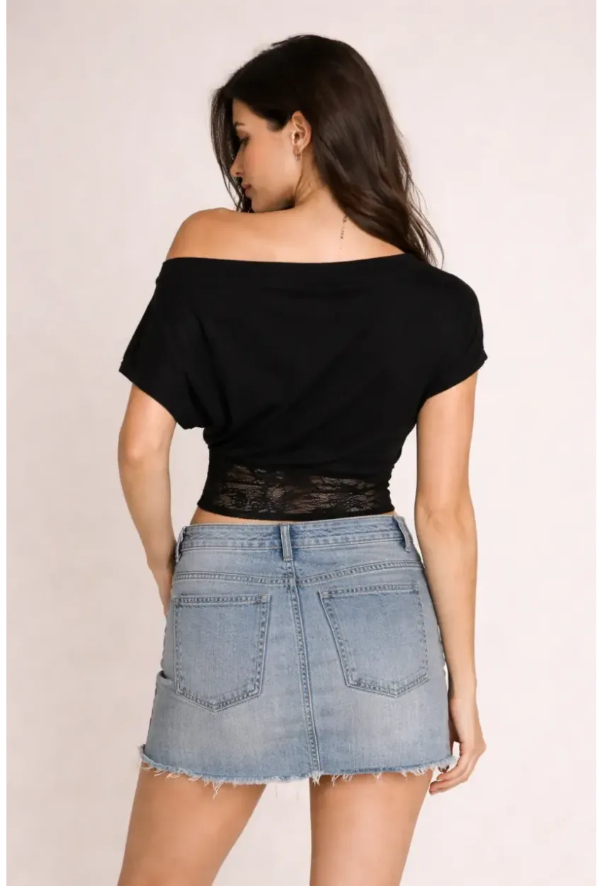 Siyah Tek Omuz Drapeli Dantel Detaylı Kadın Bluz