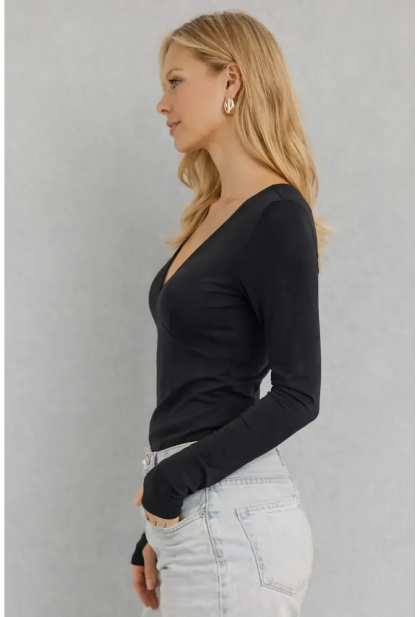 Siyah V Yaka Uzun Kollu Parmak Geçmeli Basic Bluz