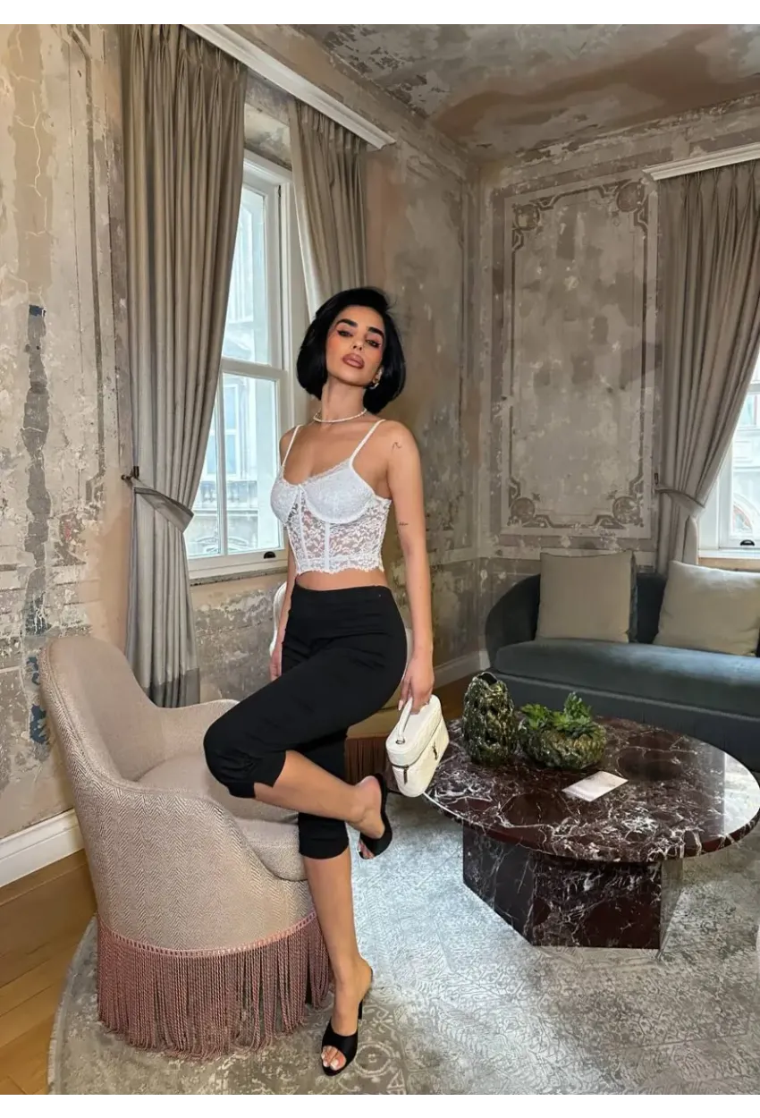 Taş Detay Dantel Crop Büstiyer