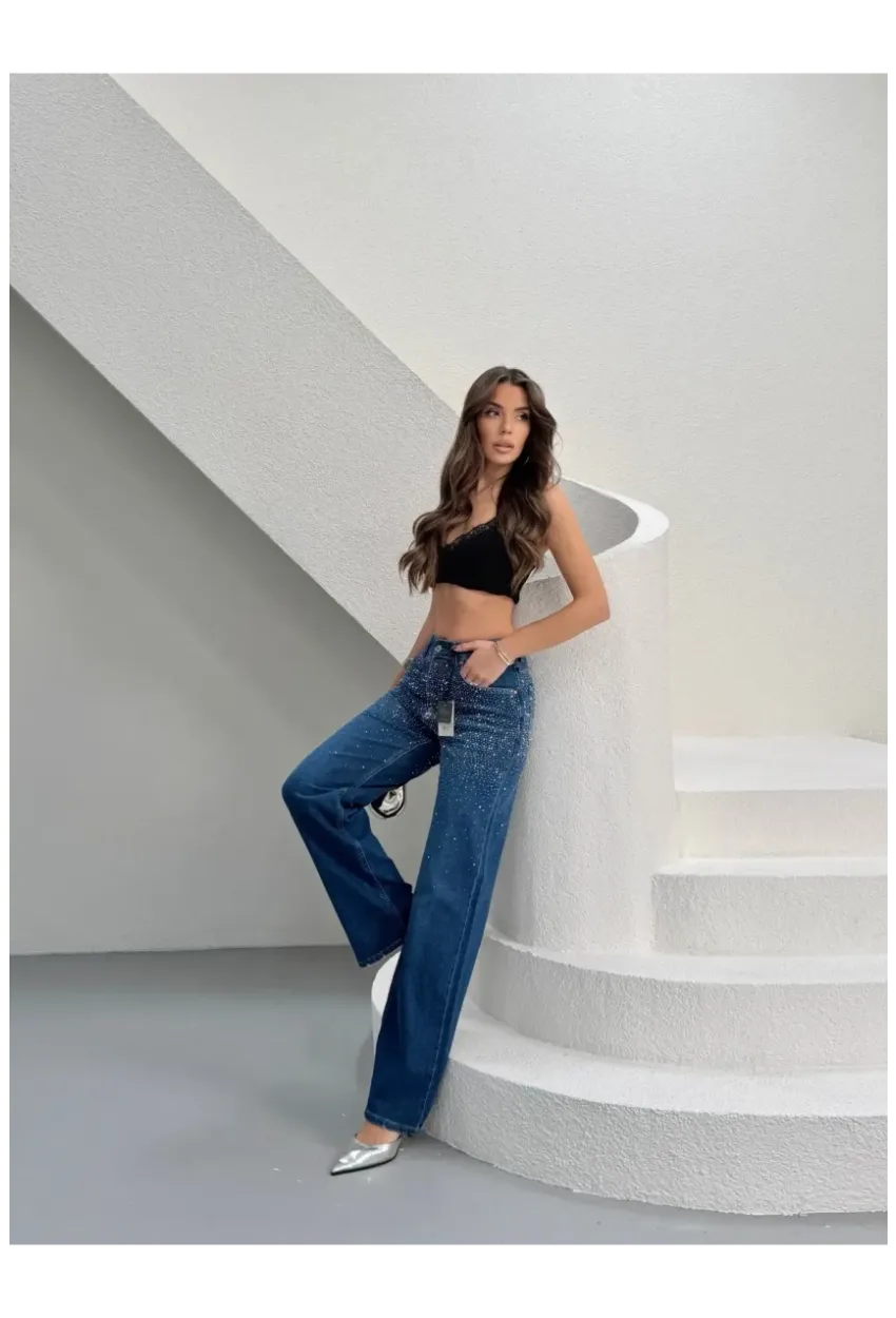 Taşlı Straight Fit Jeans