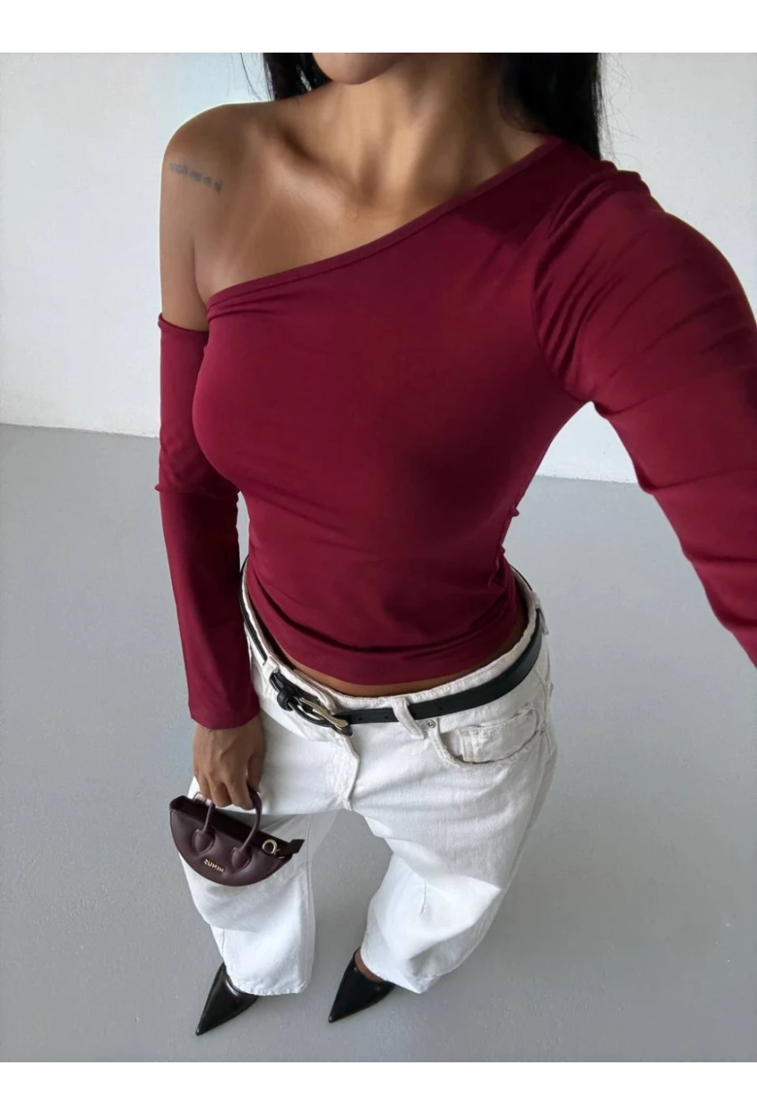 Tek Omuz Kol Detay Sandy Bluz Bordo