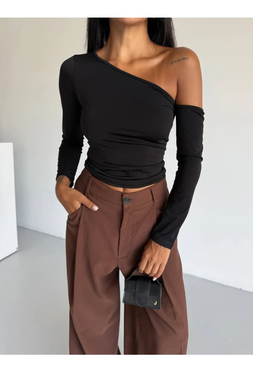 Tek Omuz Kol Detay Sandy Bluz Siyah