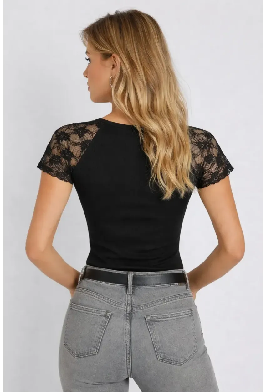 Kadın Siyah Dantel Kol Detaylı Bluz