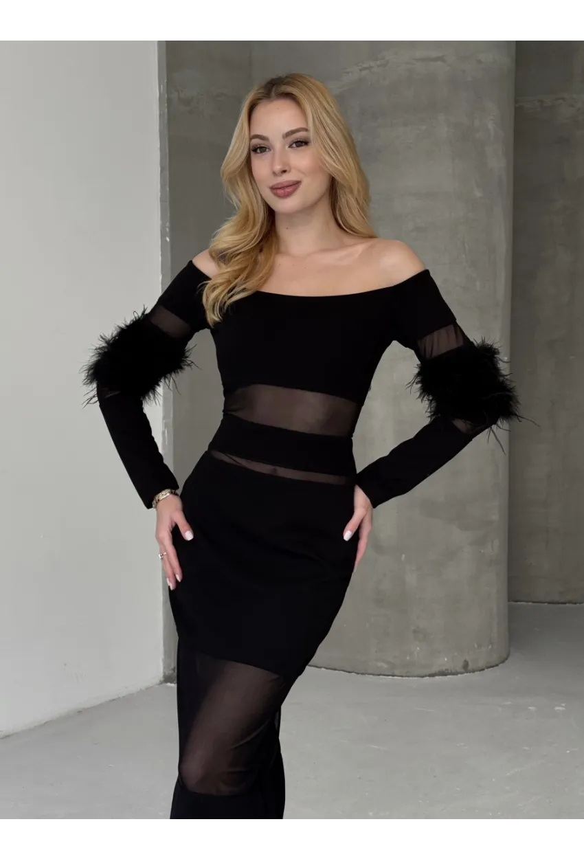 Tüy Detaylı Full Likralı Midi Boy Elbise