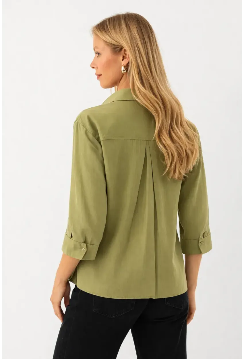 Yağ Yeşili V Yaka Düğmeli Kadın Gömlek – Rahat Kesim, Günlük & Şık Stil