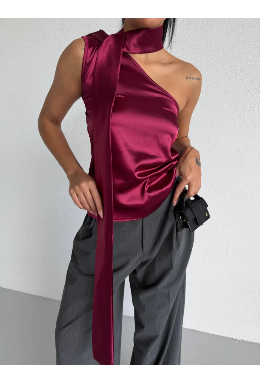 Yaka Detay Saten Bluz Bordo