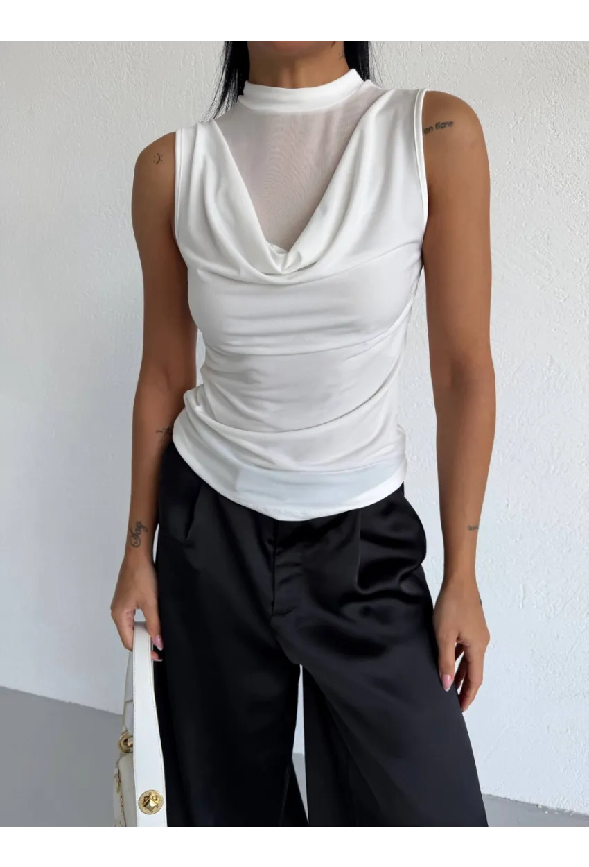 Yaka Tül Detaylı Drapeli Kolsuz Kadın Bluz Beyaz