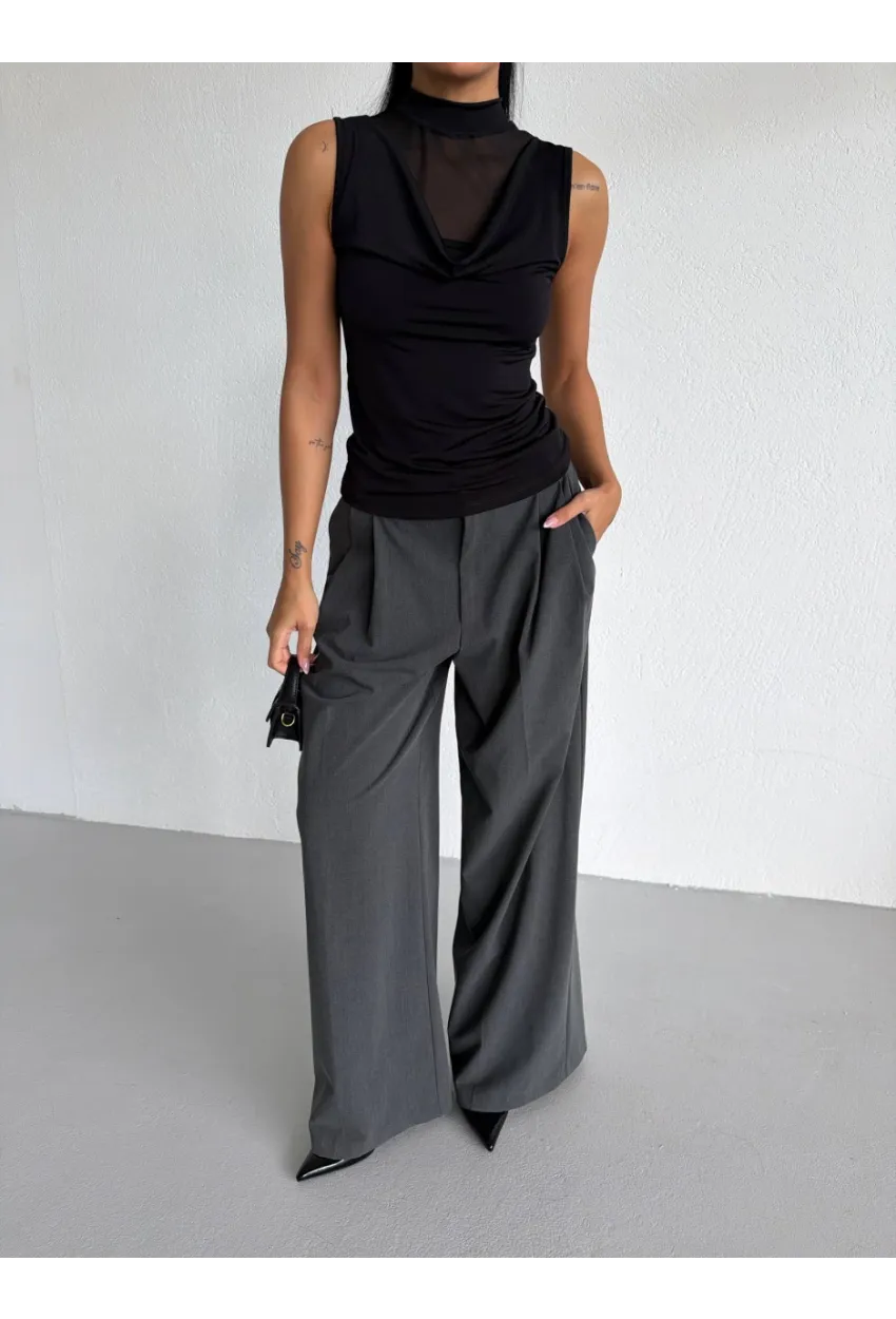 Yaka Tül Detaylı Drapeli Kolsuz Kadın Bluz Siyah