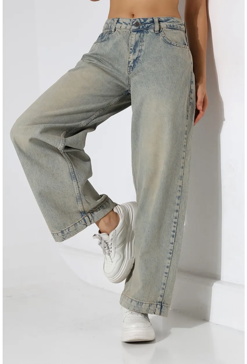 Yüksek Bel Geniş Paça Açık Mavi Yıkamalı Jean Pantolon