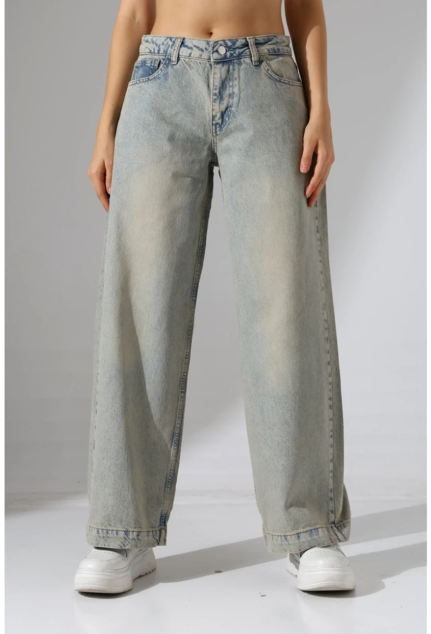 Yüksek Bel Geniş Paça Açık Mavi Yıkamalı Jean Pantolon
