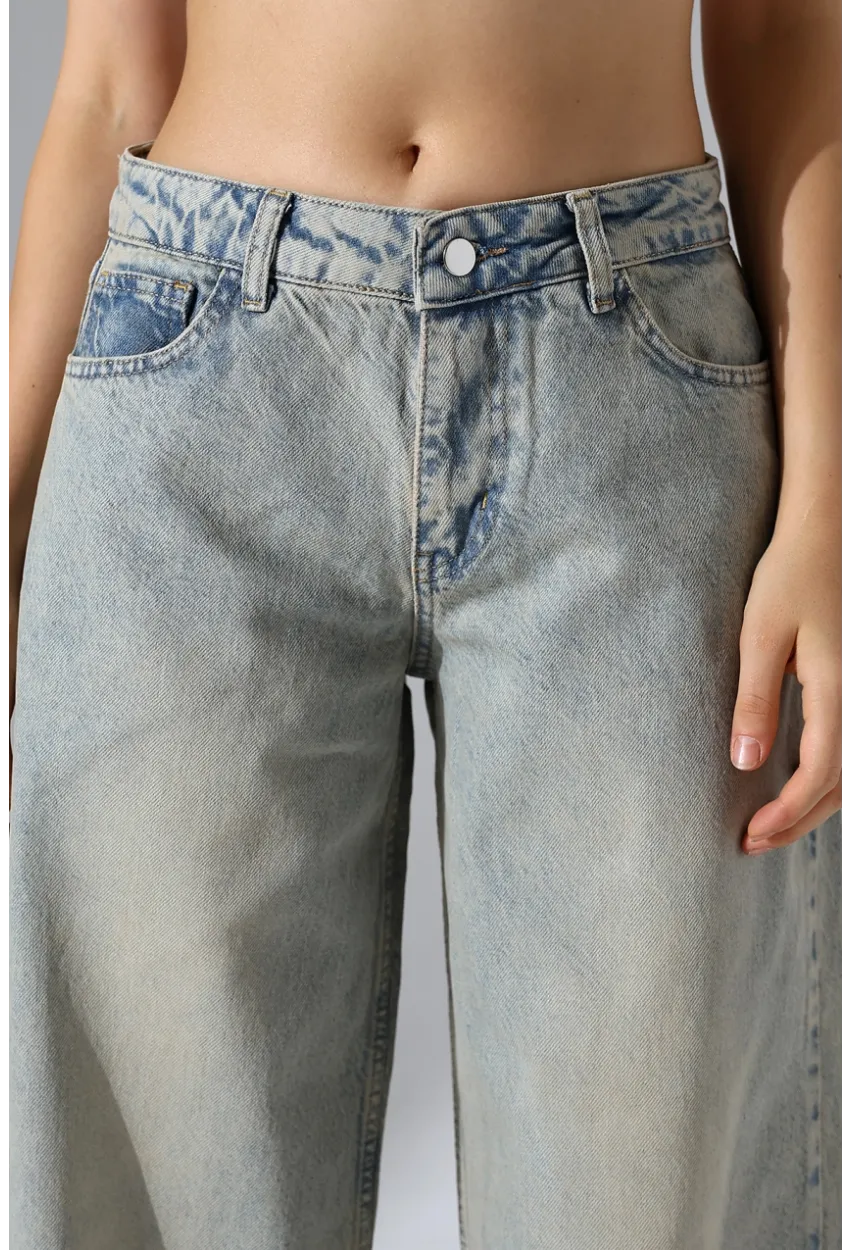 Yüksek Bel Geniş Paça Açık Mavi Yıkamalı Jean Pantolon