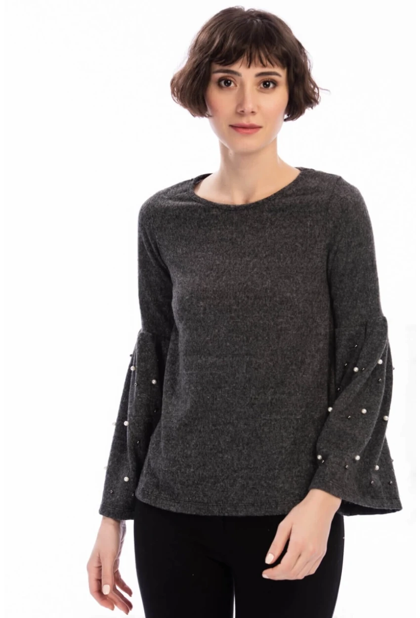 Yumoş Kolu Geniş Volanlı İncili Bluz