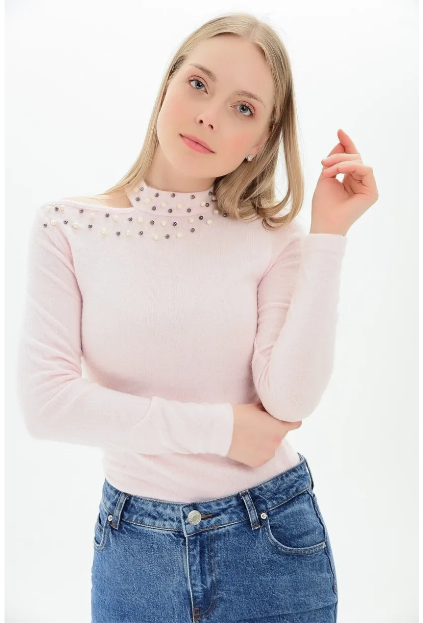 Yumoş Tek Omuzu Açık İncili Bluz