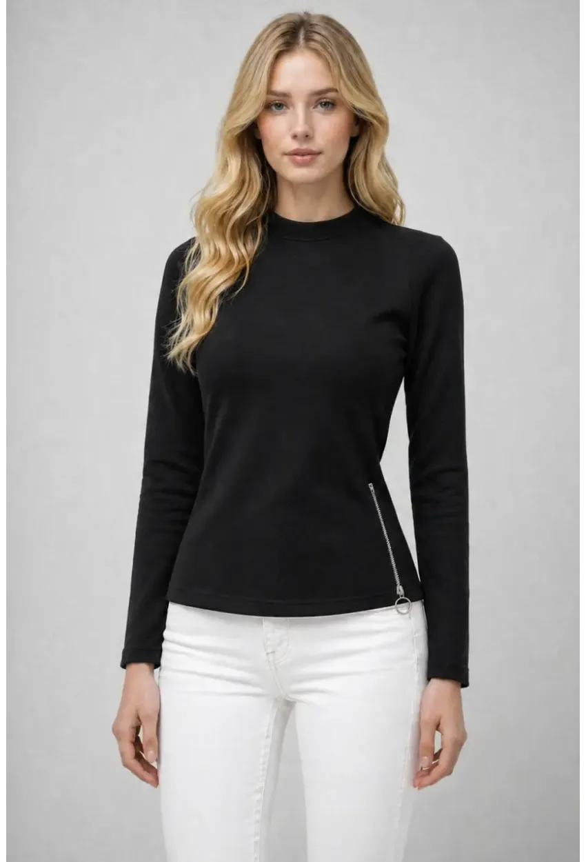 Siyah Dik Yaka Fermuar Detaylı Bluz – Yan Yırtmaçlı & Modern Fit