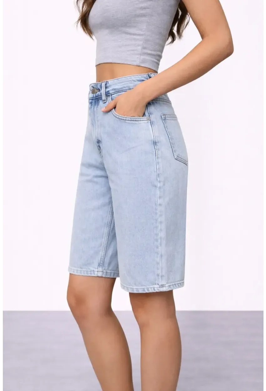 Açık Mavi Bermuda Jean