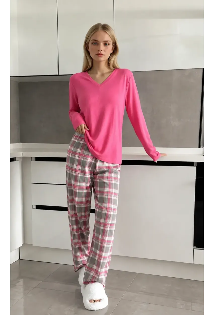 Ekose Desenli Alt Pembe Üst V Yaka Uzun Kollu Pijama Takımı