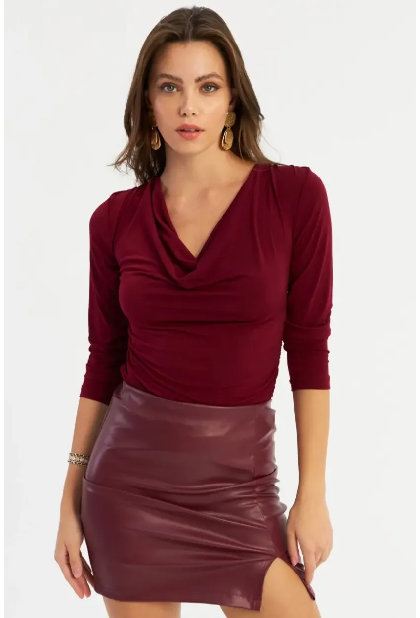 Kadın Bordo Degaje Yaka Büzgülü Bluz