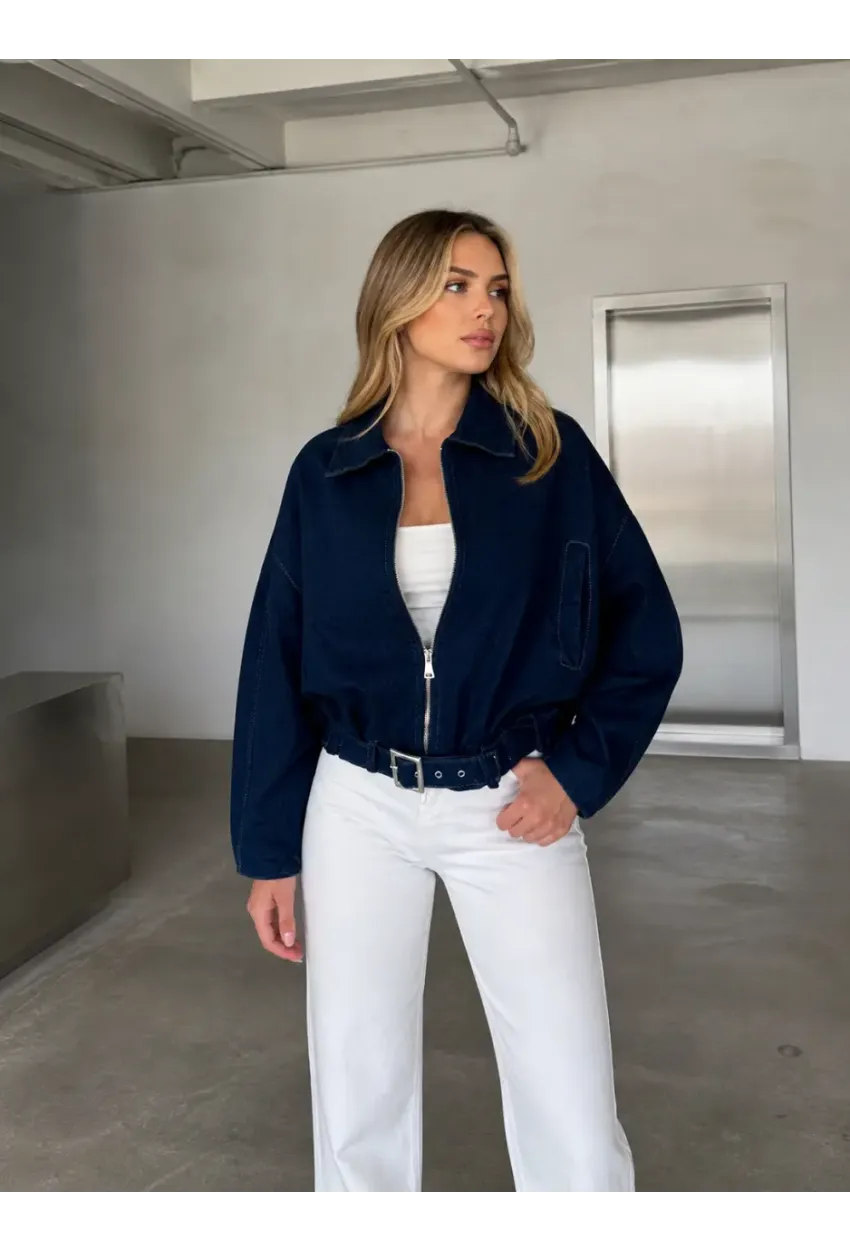 Kemer Detaylı Oversize Denim Ceket – Lacivert