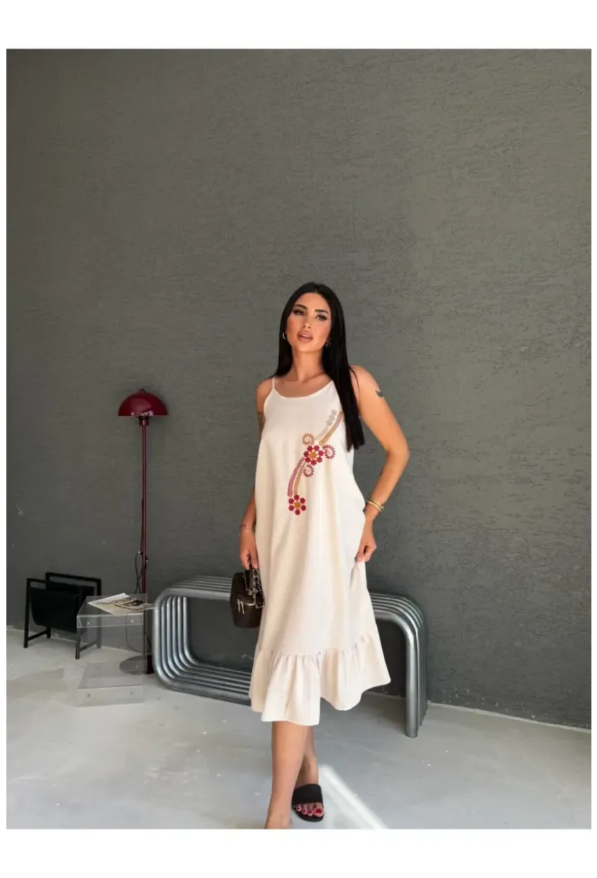 Nakışlı Keten Elbise