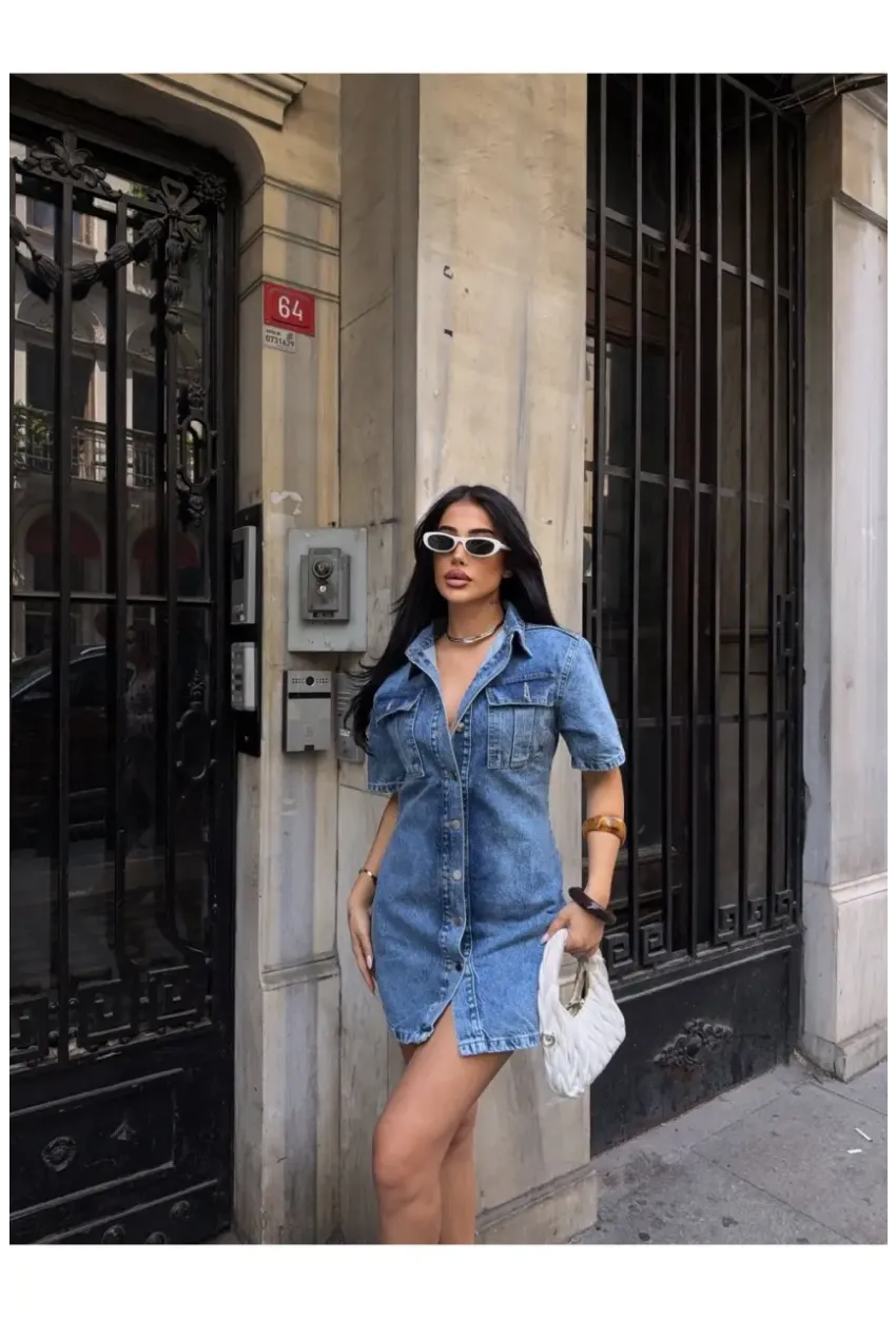 Önü Düğmeli Cepli Mavi Jean Elbise
