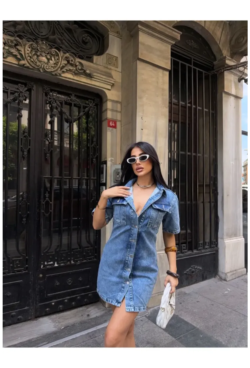 Önü Düğmeli Cepli Mavi Jean Elbise