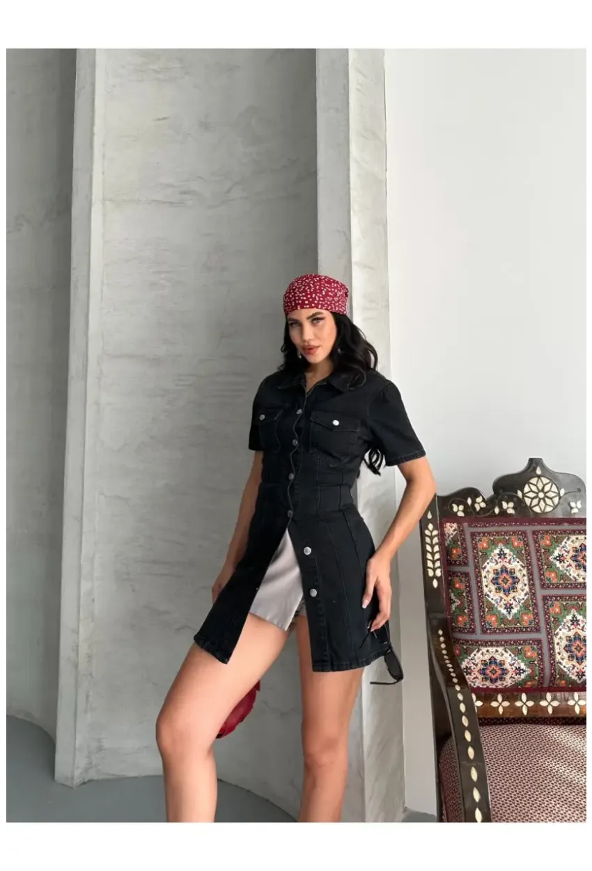 Önü Düğmeli Cepli Siyah Jean Elbise