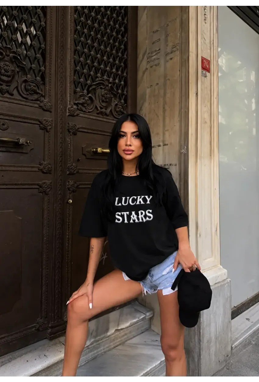 Siyah Lucky Stars Baskılı Oversize Kadın T-Shirt