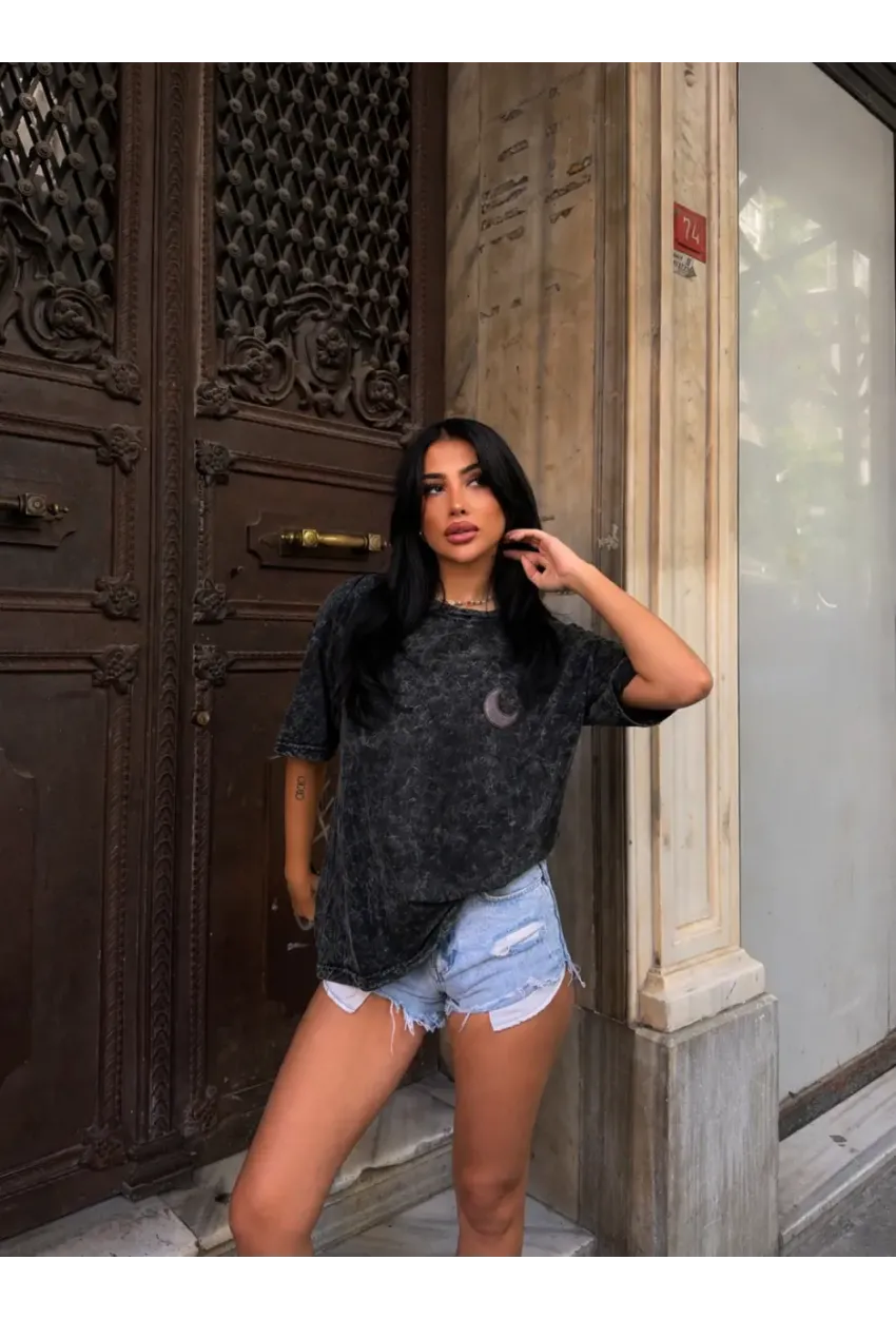 Vintage Yıkamalı Antrasit Ay Desenli Unisex Oversize T-Shirt