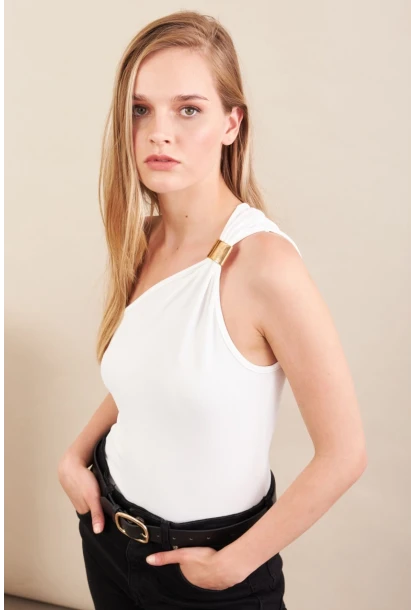 Kadın Beyaz Asimetrik Aksesuarlı Bluz FRY2311