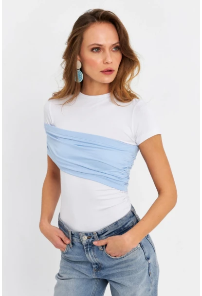 Kadın Beyaz-Mavi Çapraz Bloklu Bluz EY3073