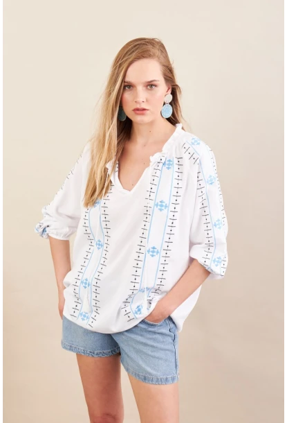 Kadın Beyaz Nakışlı Bluz MPC1344