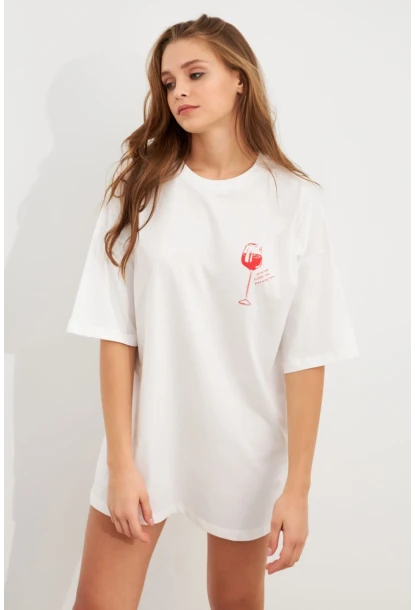 Kadın Beyaz Oversize Pijama T-Shirt TPG14