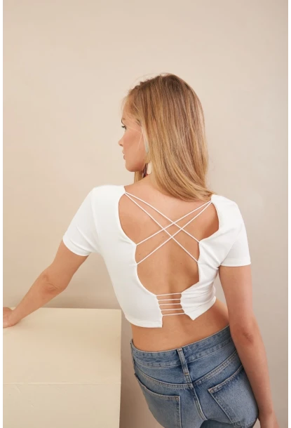Kadın Beyaz Sırtı Açık Crop Bluz AN6038