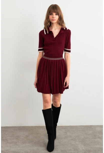 Kadın Bordo Polo Yaka Etekli Takım SF2558