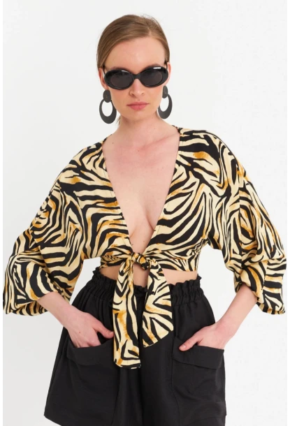 Kadın Camel-Siyah Önü Bağlamalı Crop Bluz TPG03