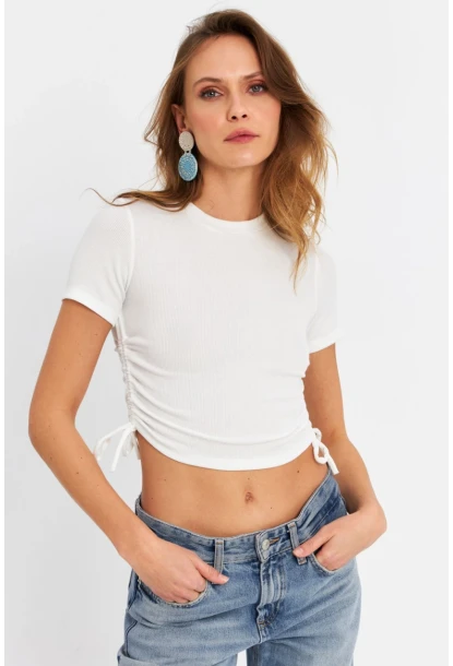Kadın Ekru Büzgülü Crop Bluz ANT103