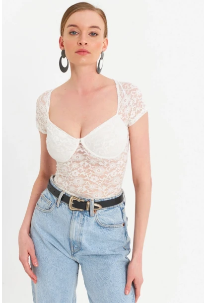 Kadın Ekru Kalp Yaka Tül Crop Bluz TPG05