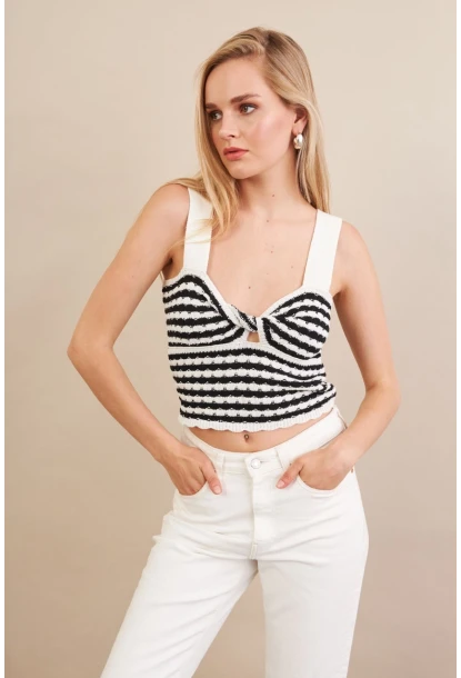 Kadın Ekru-Siyah Dügümlü Triko Bluz ZH03-90