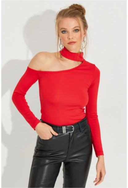 Kadın Kırmızı Tek Omuz Kaşkorse Bluz CG53