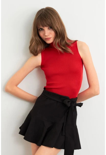 Kadın Kırmızı Triko Kolsuz Bluz YV305