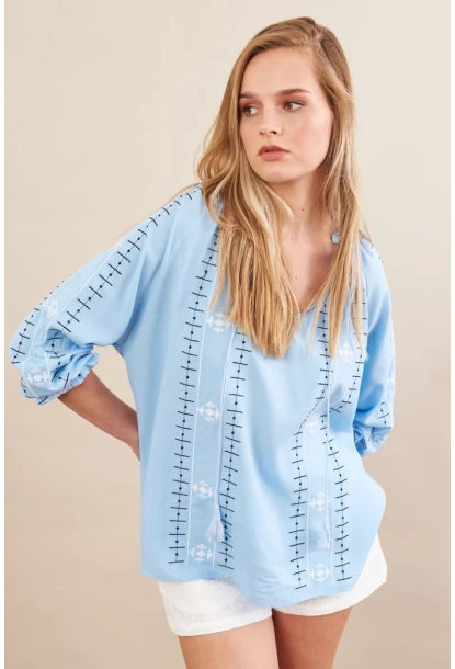 Kadın Mavi Nakışlı Bluz MPC1344