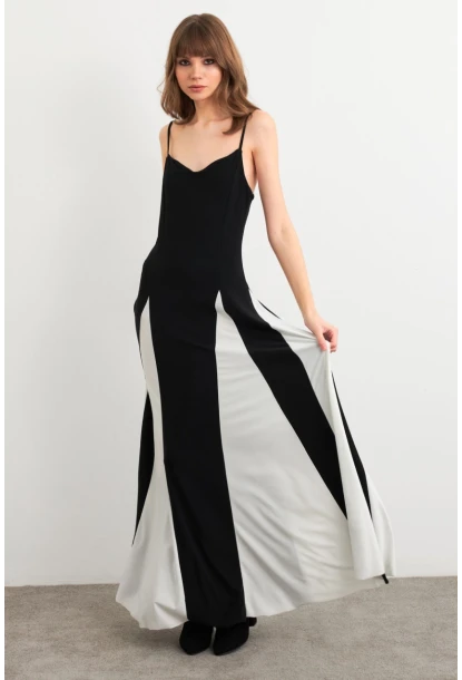 Kadın Siyah-Beyaz Kontrast Yırtmaçlı Maxi Elbise LİK16