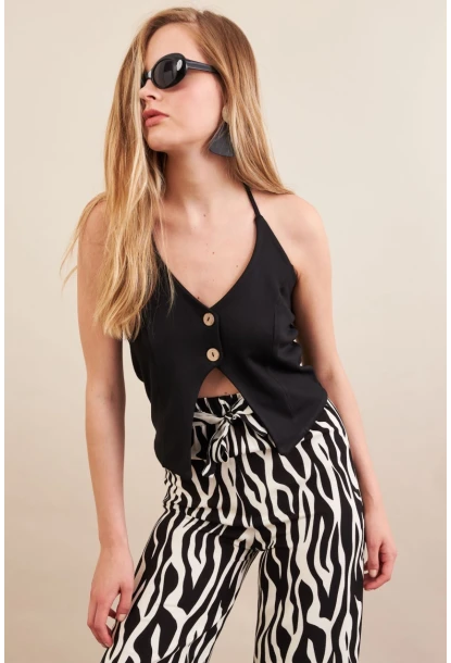 Kadın Siyah Boyun Bağlamalı Düğmeli Yelek FLU7304