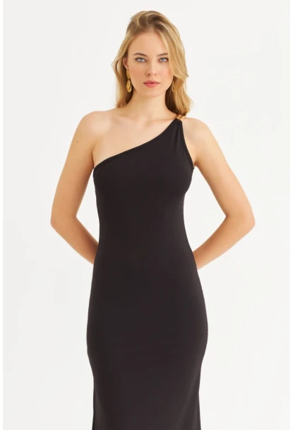 Kadın Siyah Çapraz Yaka Aksesuarlı Midi Elbise EY3088