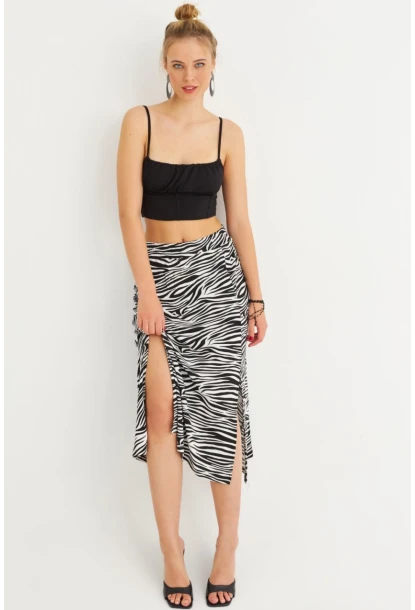 Kadın Siyah-Ekru Desenli Midi Etek FRY2227
