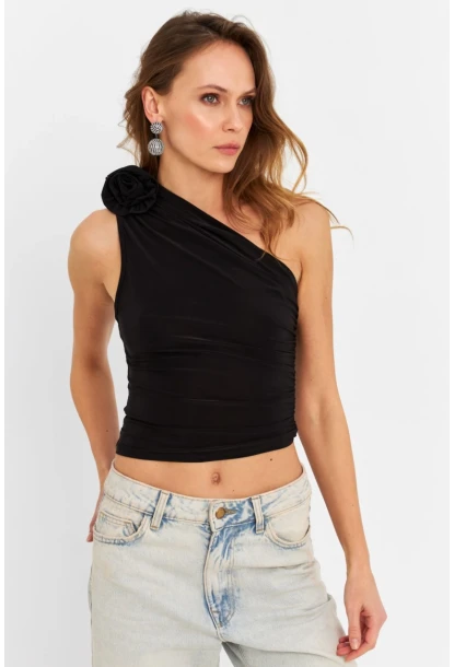 Kadın Siyah Gül Aksesuar Detaylı Crop Bluz ELT3925