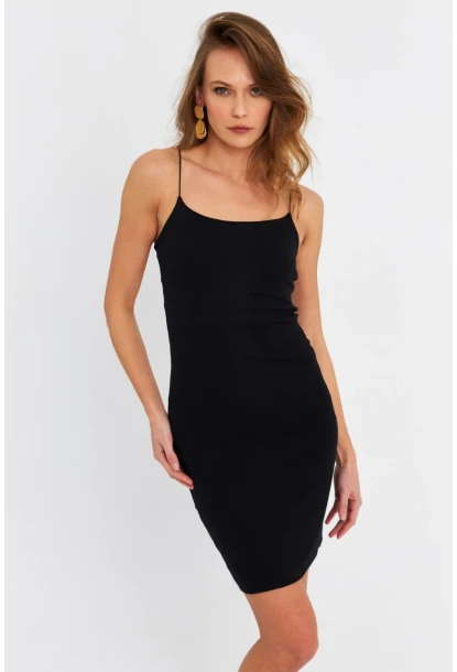 Kadın Siyah İp Askılı Kaşkorse Midi Elbise RSP248