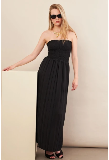 Kadın Siyah Straplez Yaka Midi Elbise MSİ100